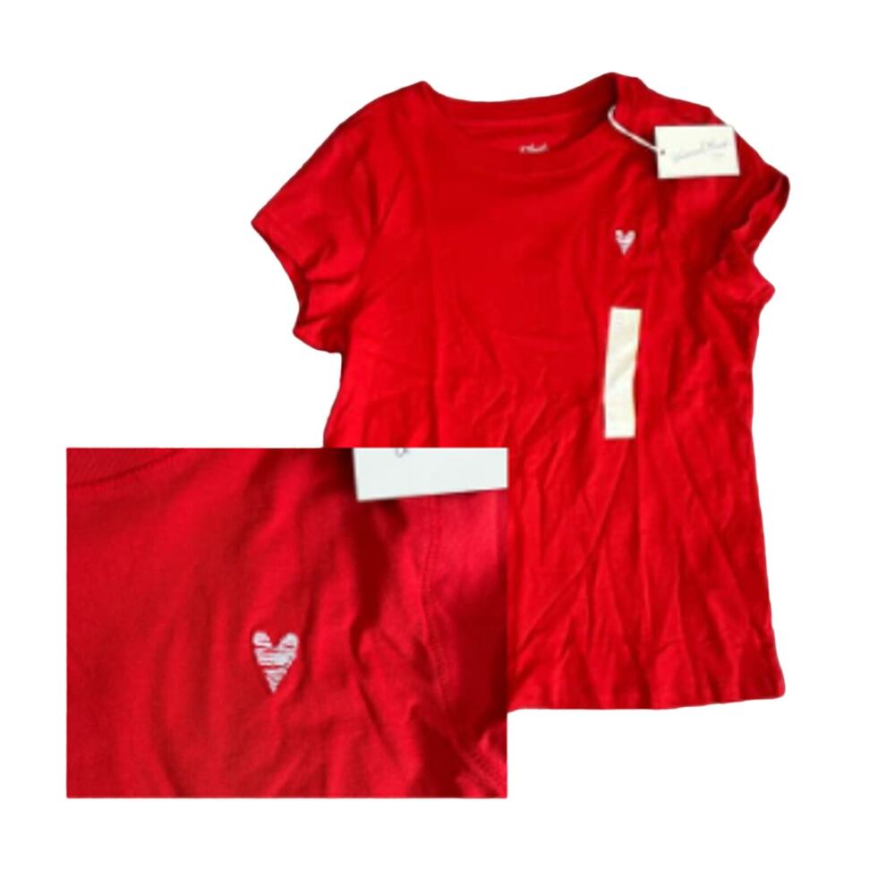 Universal Thread Women's Red Short Sleeve T-Shirt with Heart - Size XS - NWT